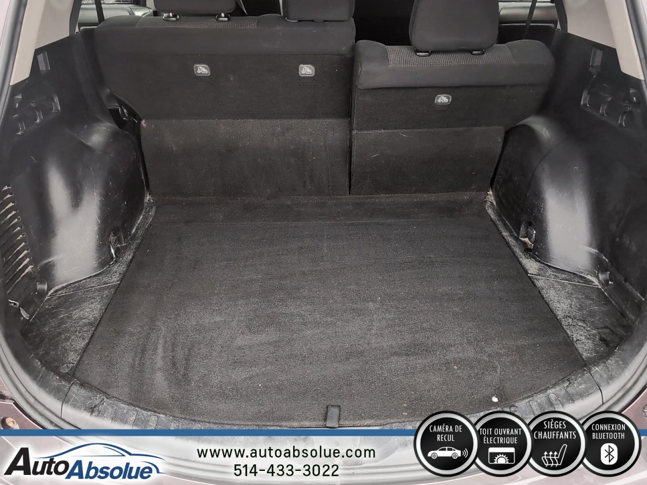 2018 Toyota RAV4 - Image 6