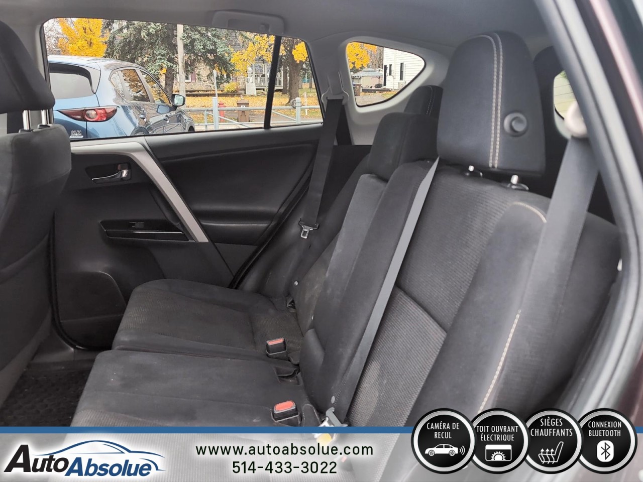 2018 Toyota RAV4 - Image 8