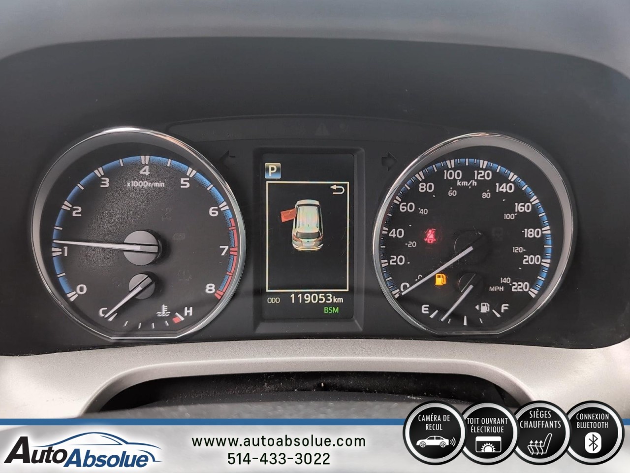 2018 Toyota RAV4 - Image 13