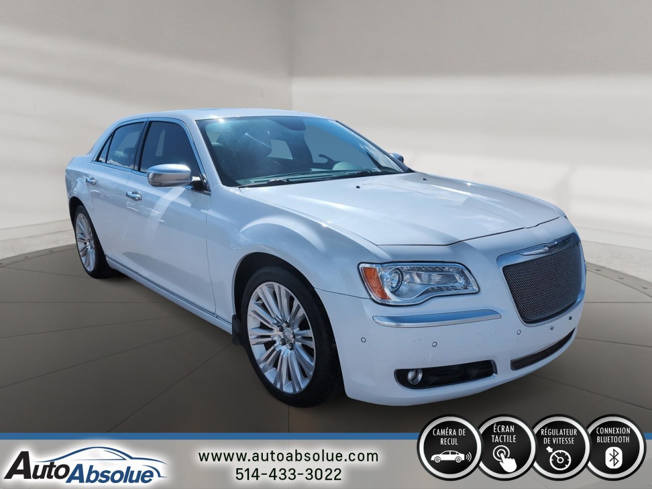 2013 Chrysler 300 - Image 2