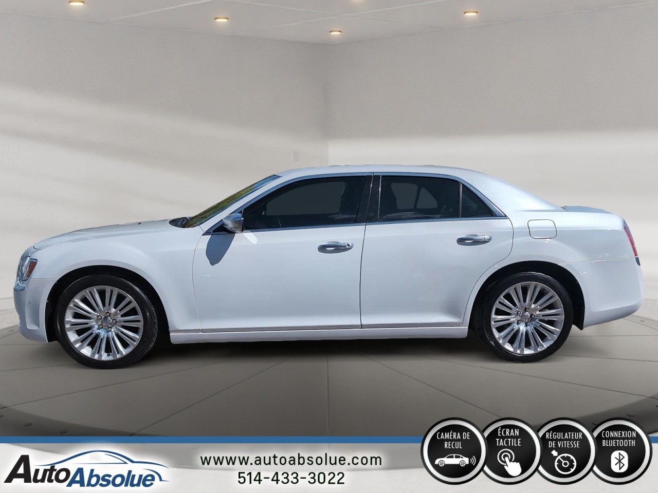 2013 Chrysler 300 - Image 5