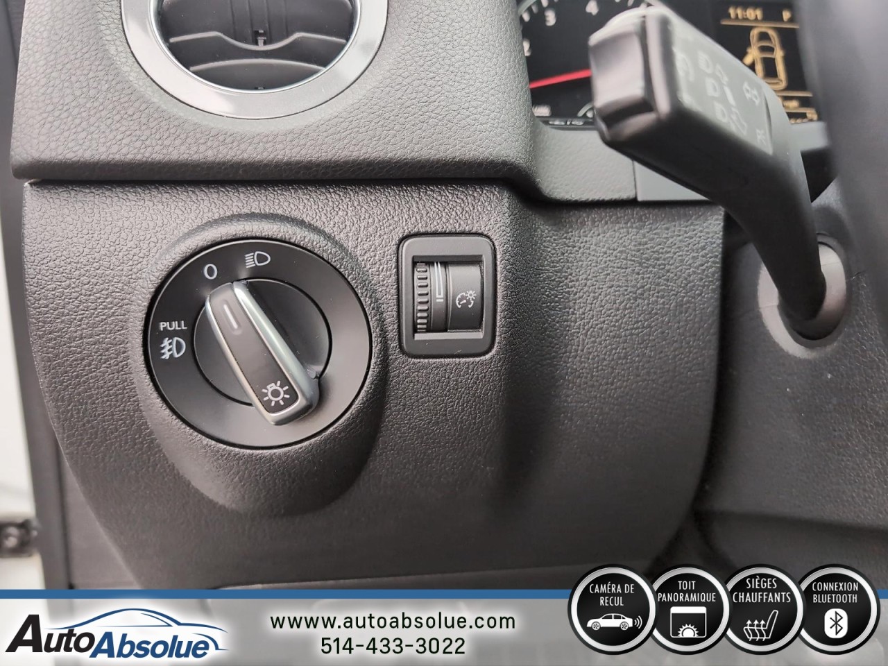 2015 Volkswagen Tiguan - Image 16