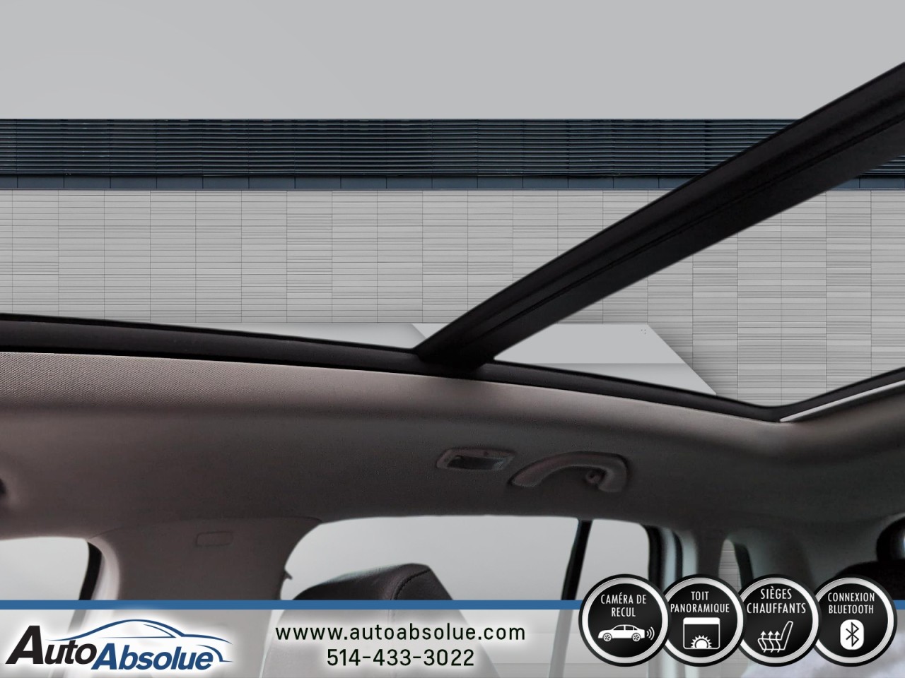 2015 Volkswagen Tiguan - Image 17