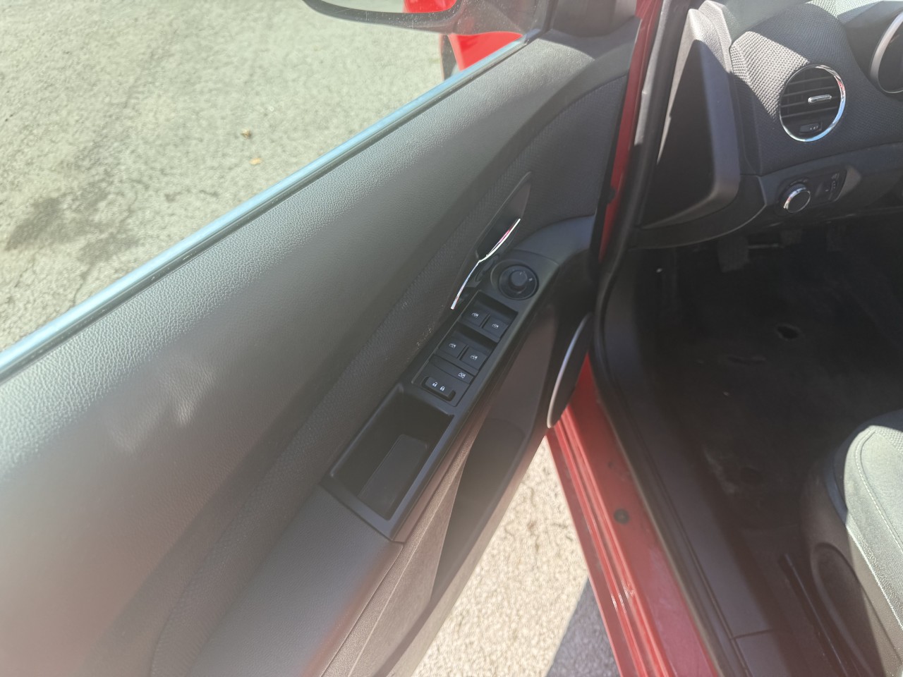 2015 Chevrolet Cruze - Image 8