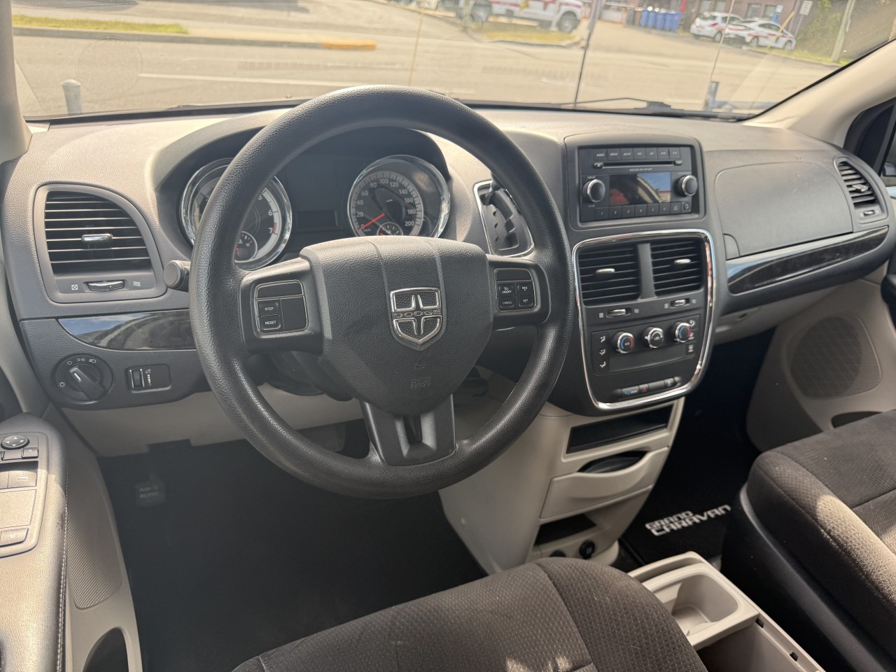 2013 Dodge Grand Caravan - Image 13