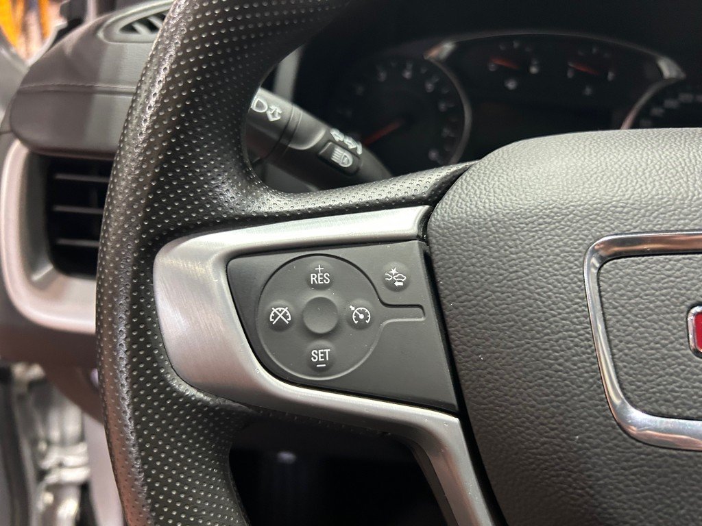 2022 GMC TERRAIN - Image 19