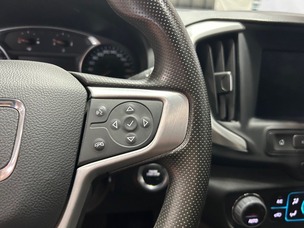 2022 GMC TERRAIN - Image 20