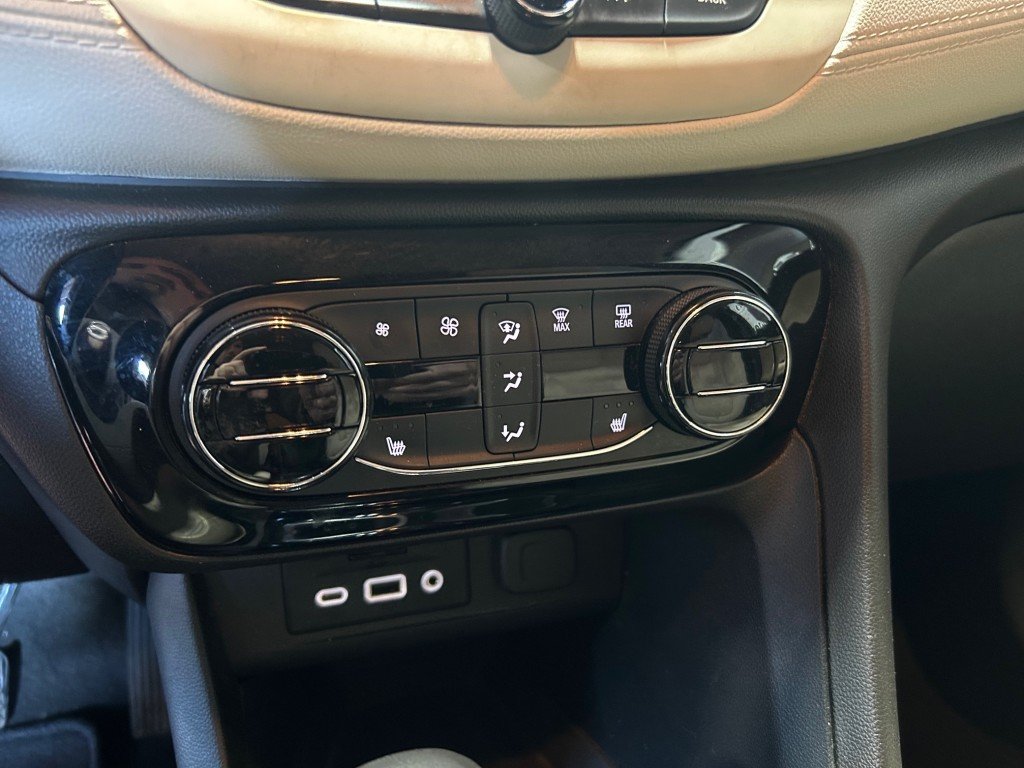 2021 Buick ENCORE GX - Image 19