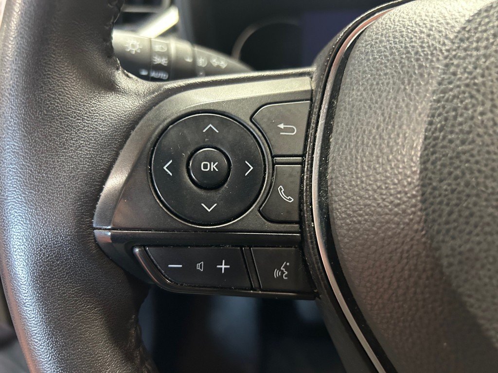 2022 Toyota RAV4 - Image 19