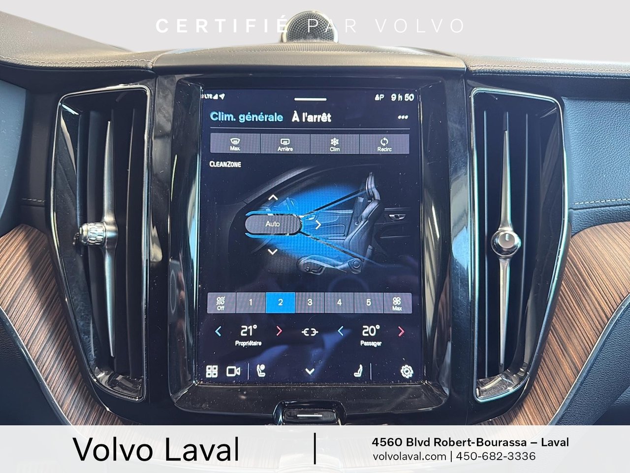 2023 Volvo XC60 Recharge - Image 18