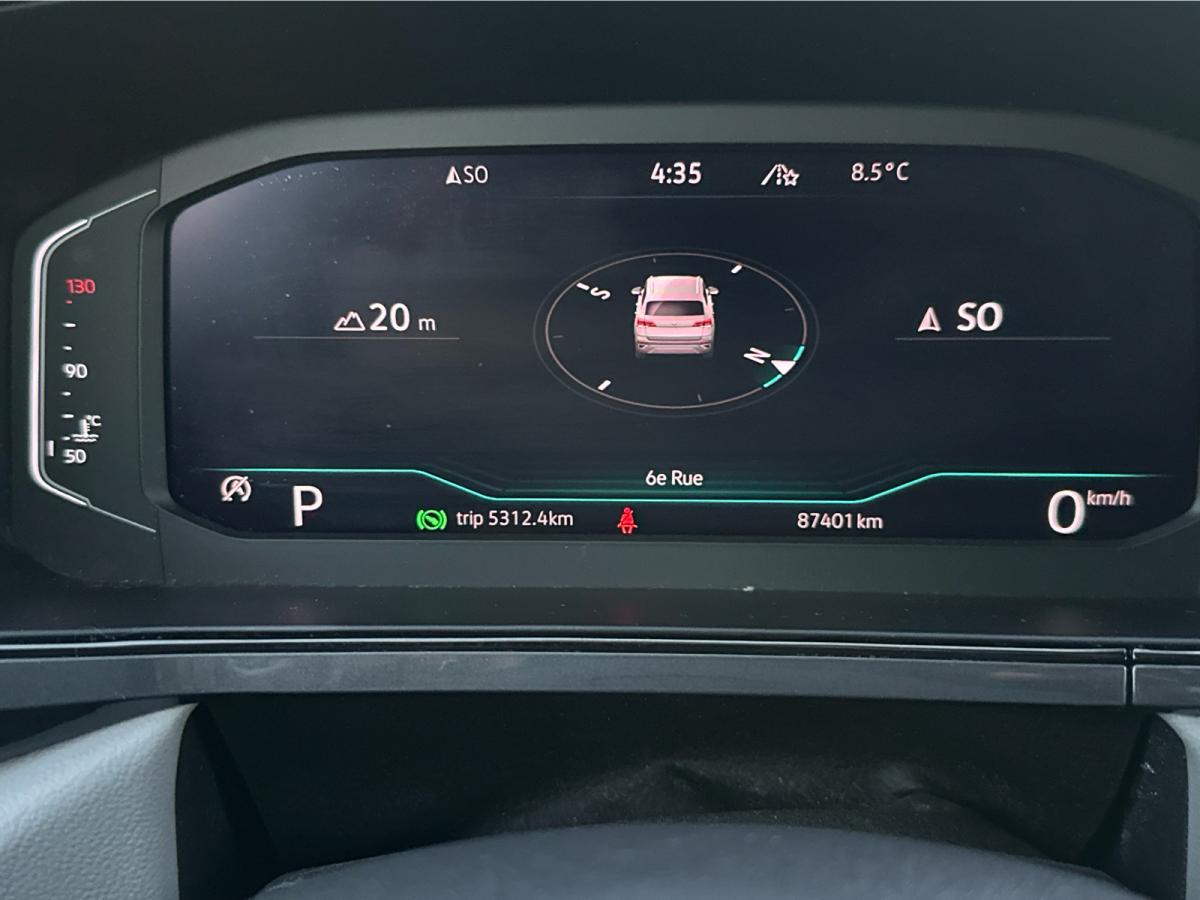 2022 Volkswagen Taos - Image 12