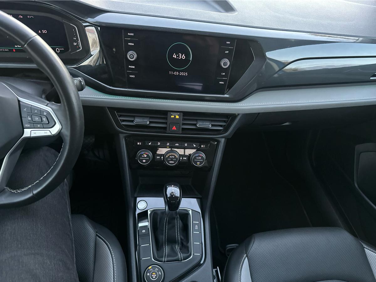 2022 Volkswagen Taos - Image 13