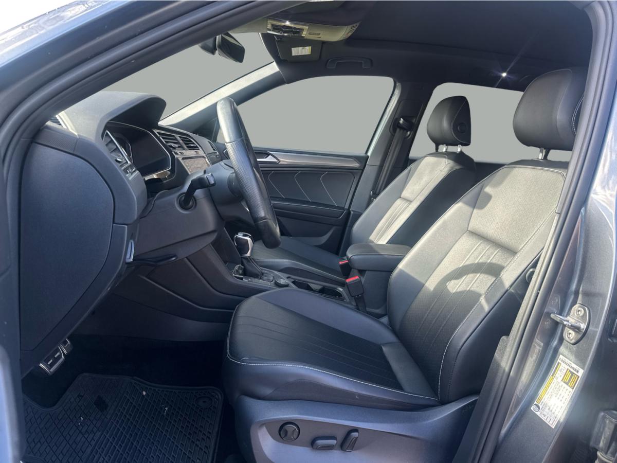 2023 Volkswagen Tiguan - Image 12