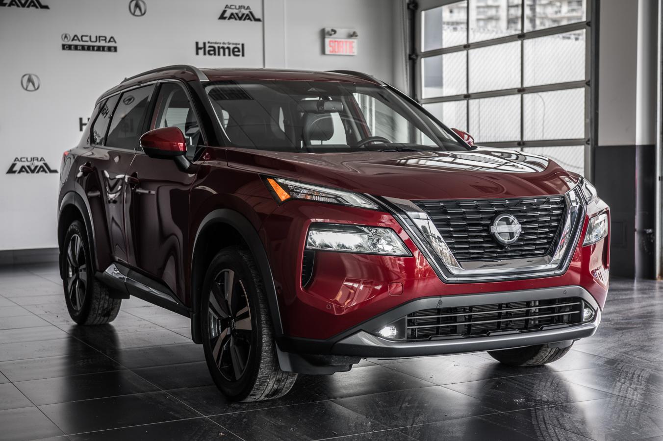 2022 Nissan Rogue - Image 3