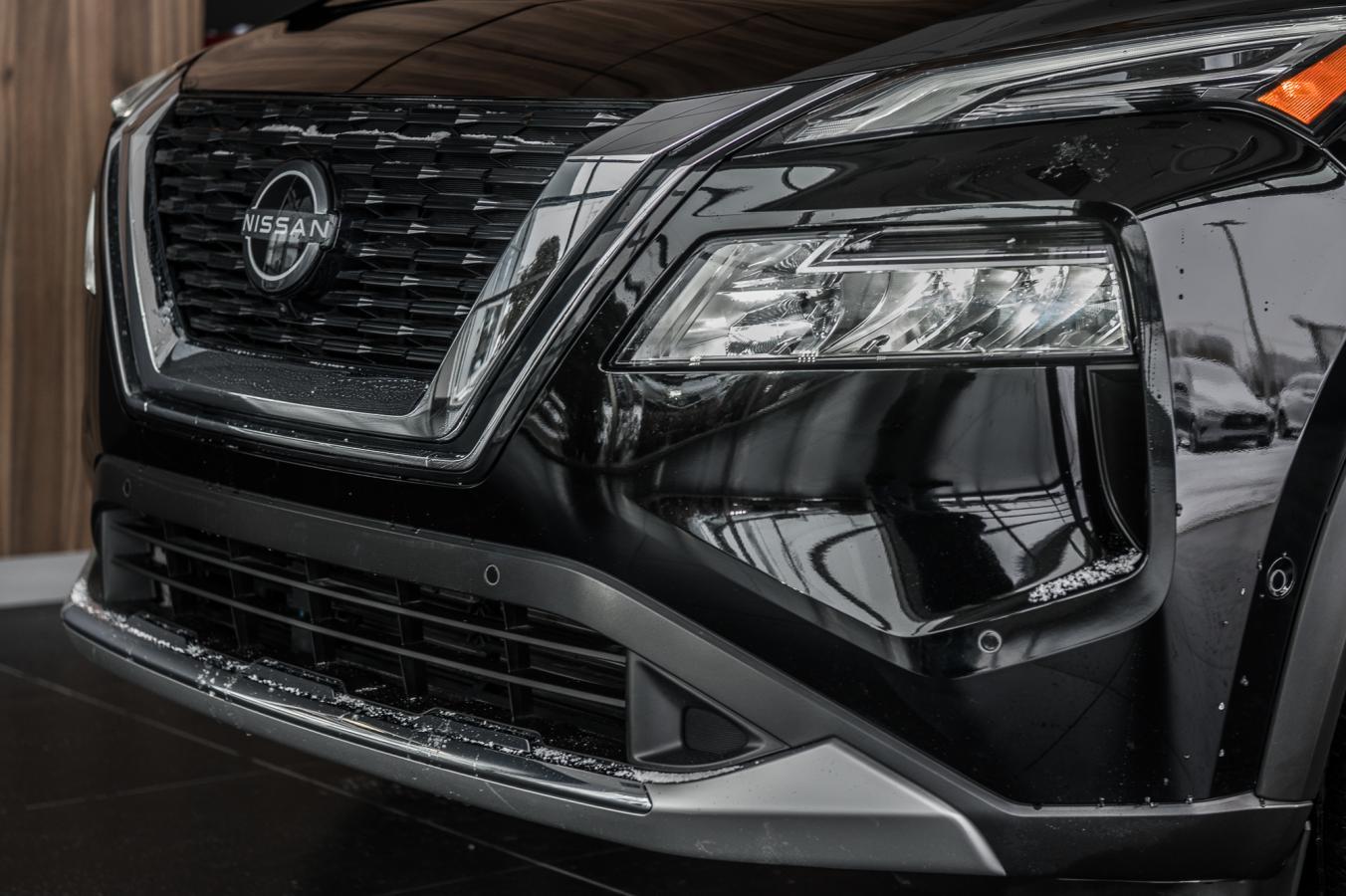 2023 Nissan Rogue - Image 4