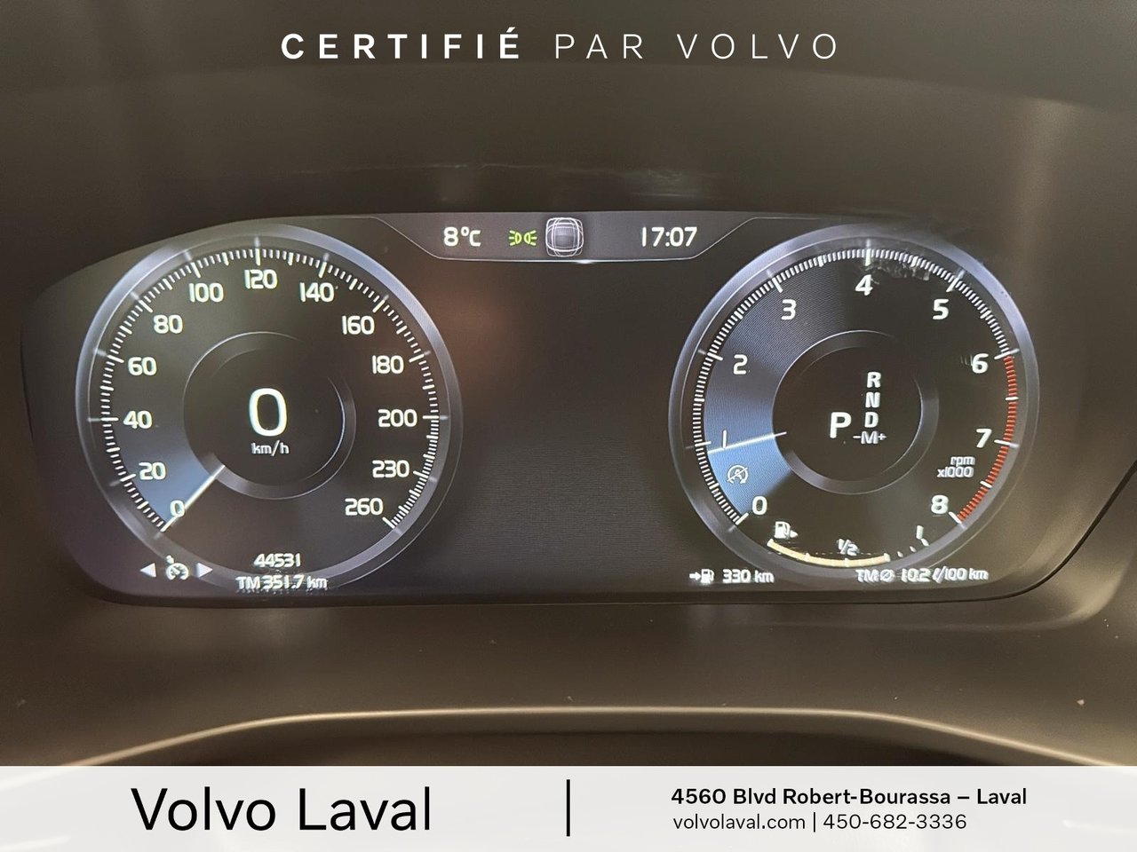 2022 Volvo XC40 - Image 12