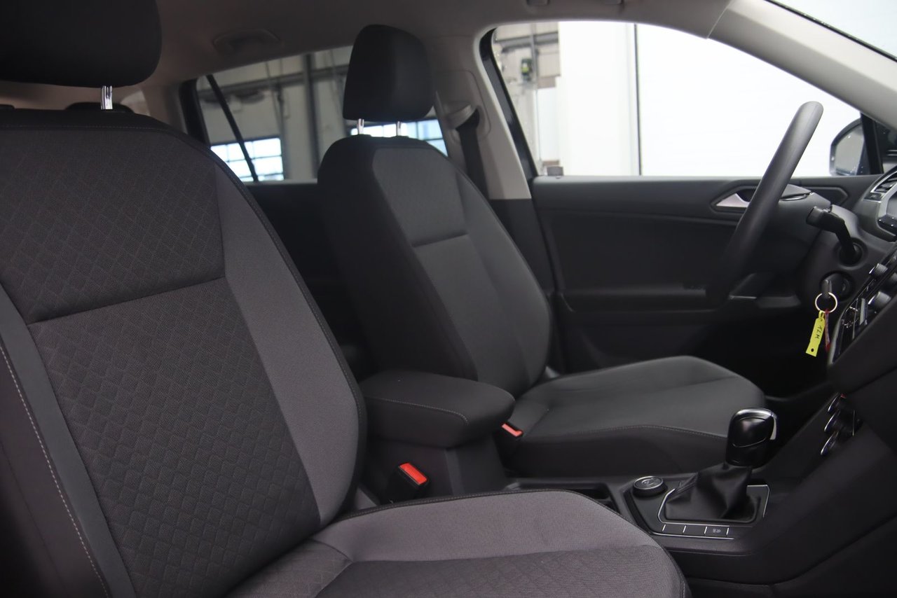 2020 Volkswagen Tiguan - Image 15