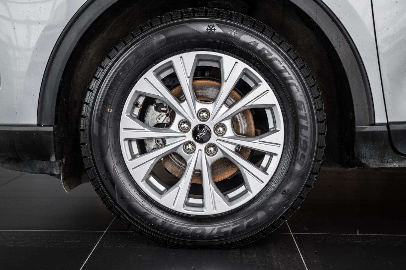 2023 Ford Escape - Image 5