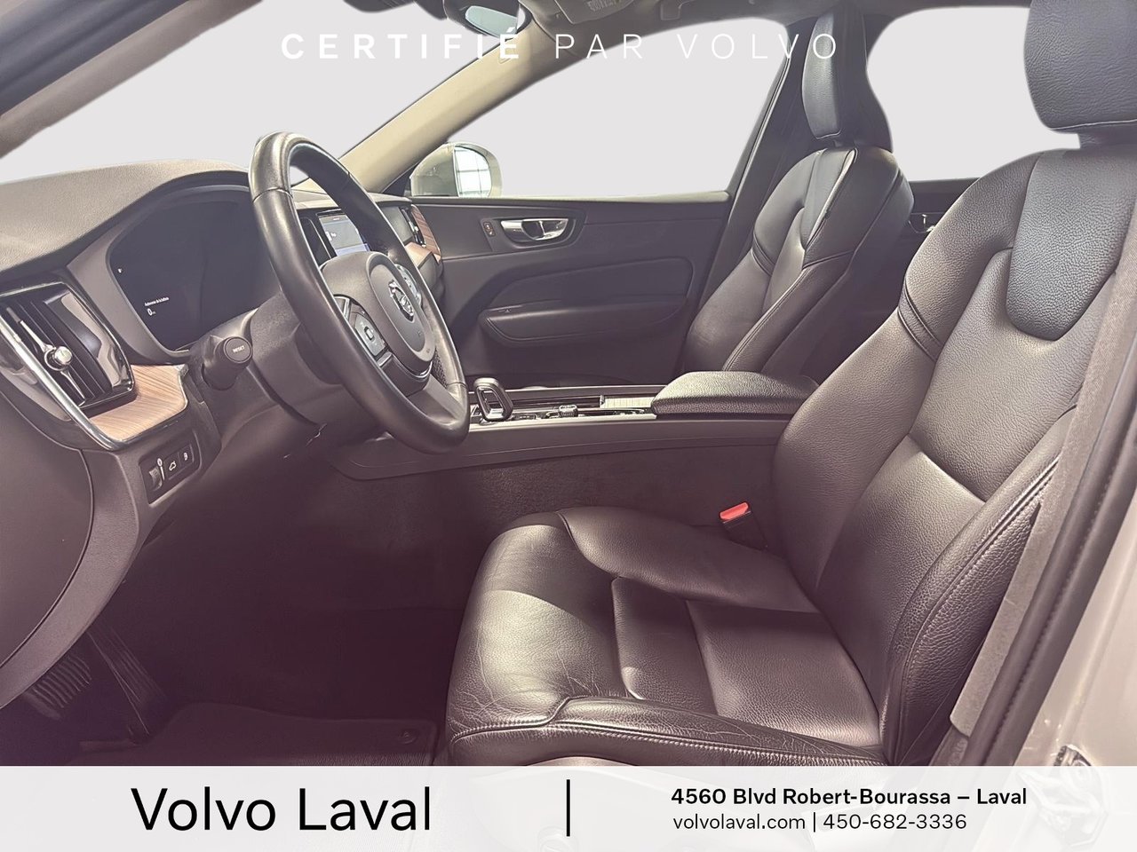 2022 Volvo XC60 Recharge - Image 8