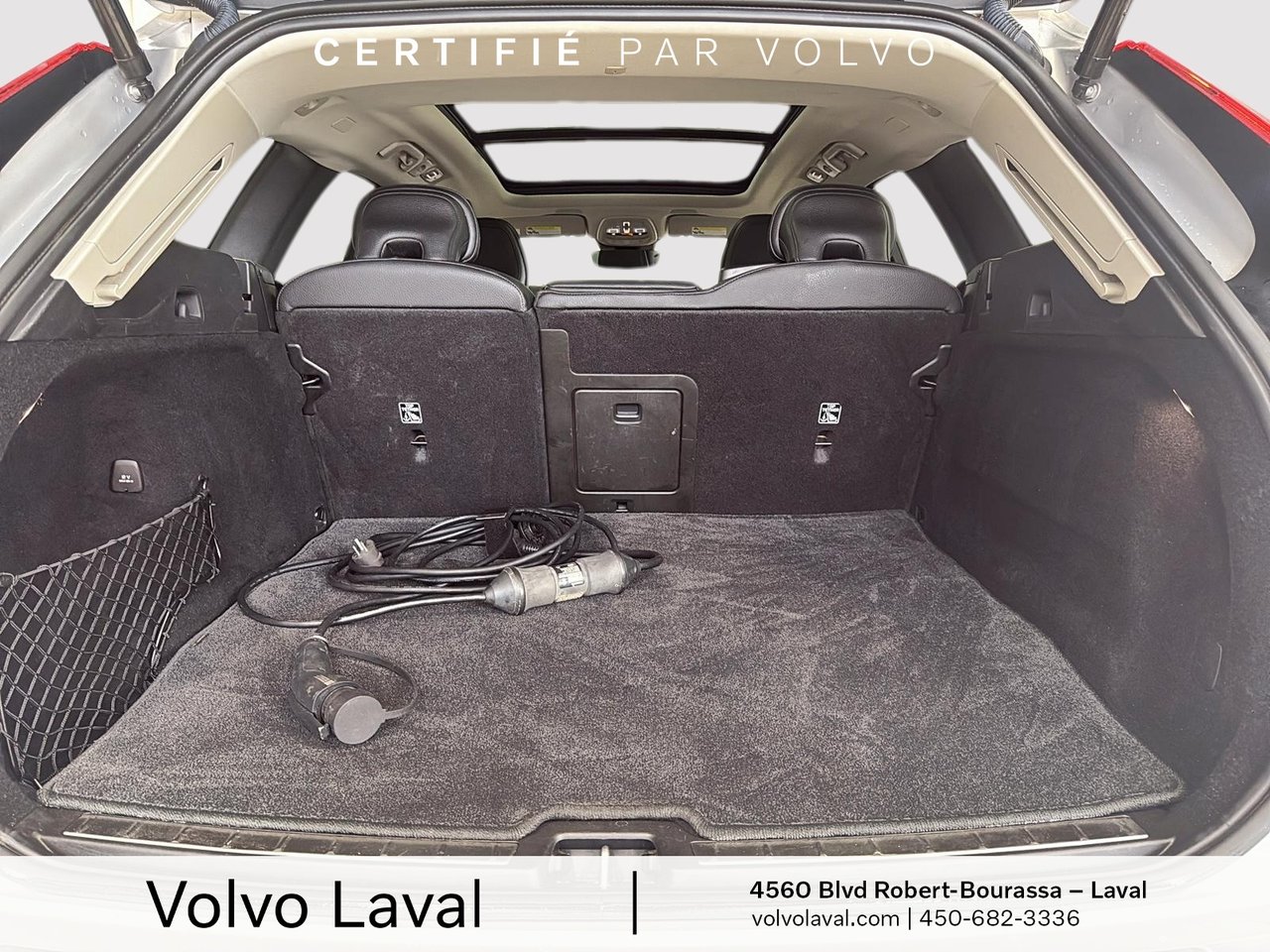 2022 Volvo XC60 Recharge - Image 17