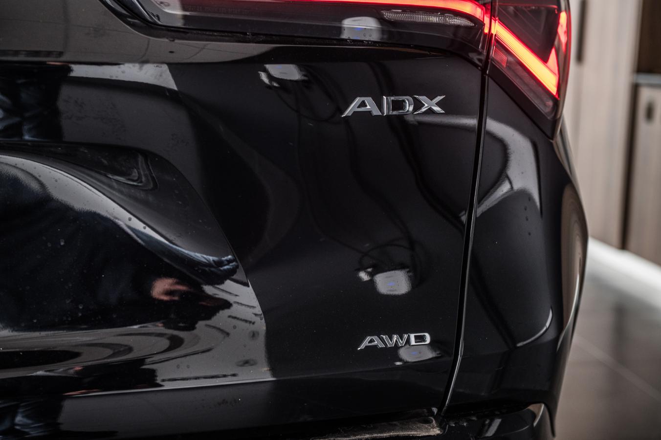 2025 Acura ADX - Image 10