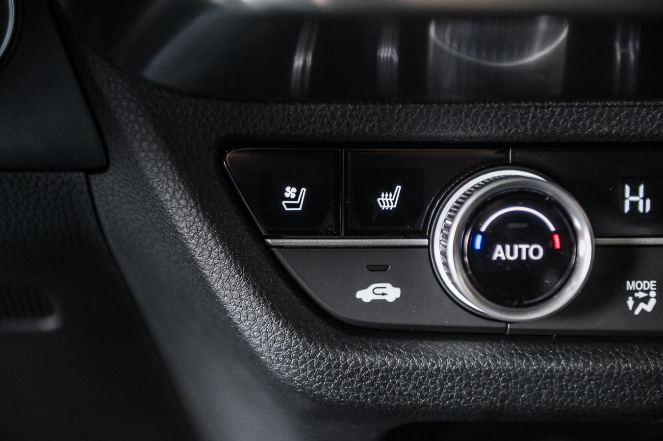 2025 Acura ADX - Image 24