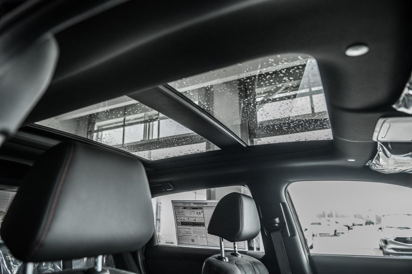 2025 Acura ADX - Image 35