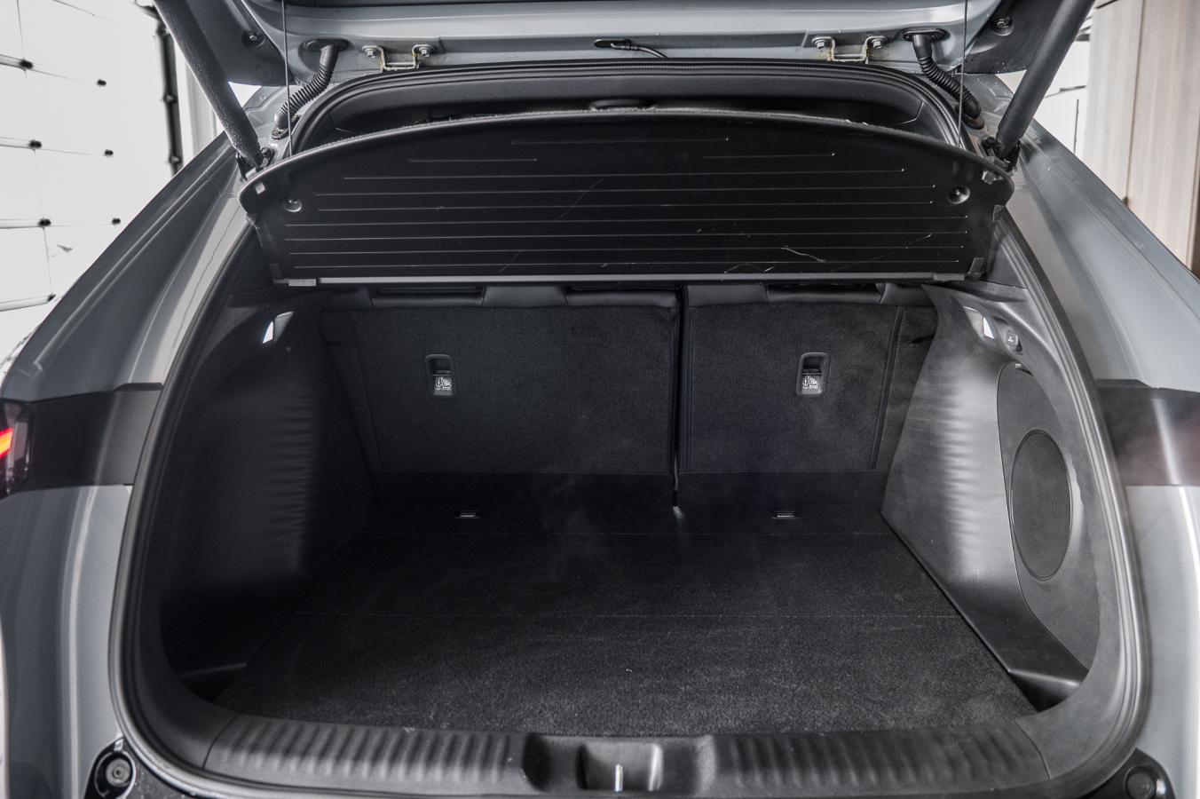 2025 Acura ADX - Image 11