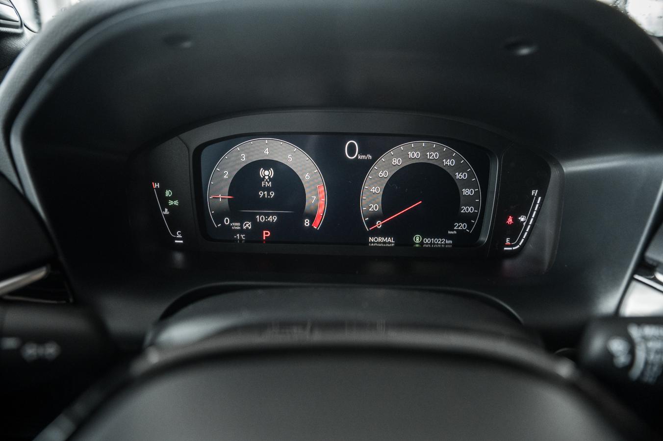 2025 Acura ADX - Image 19