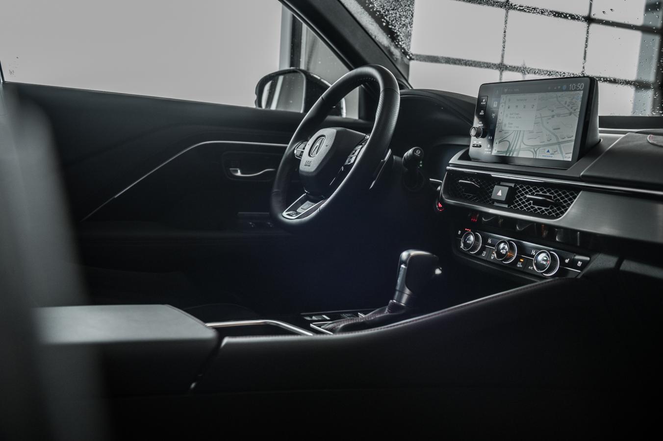 2025 Acura ADX - Image 32