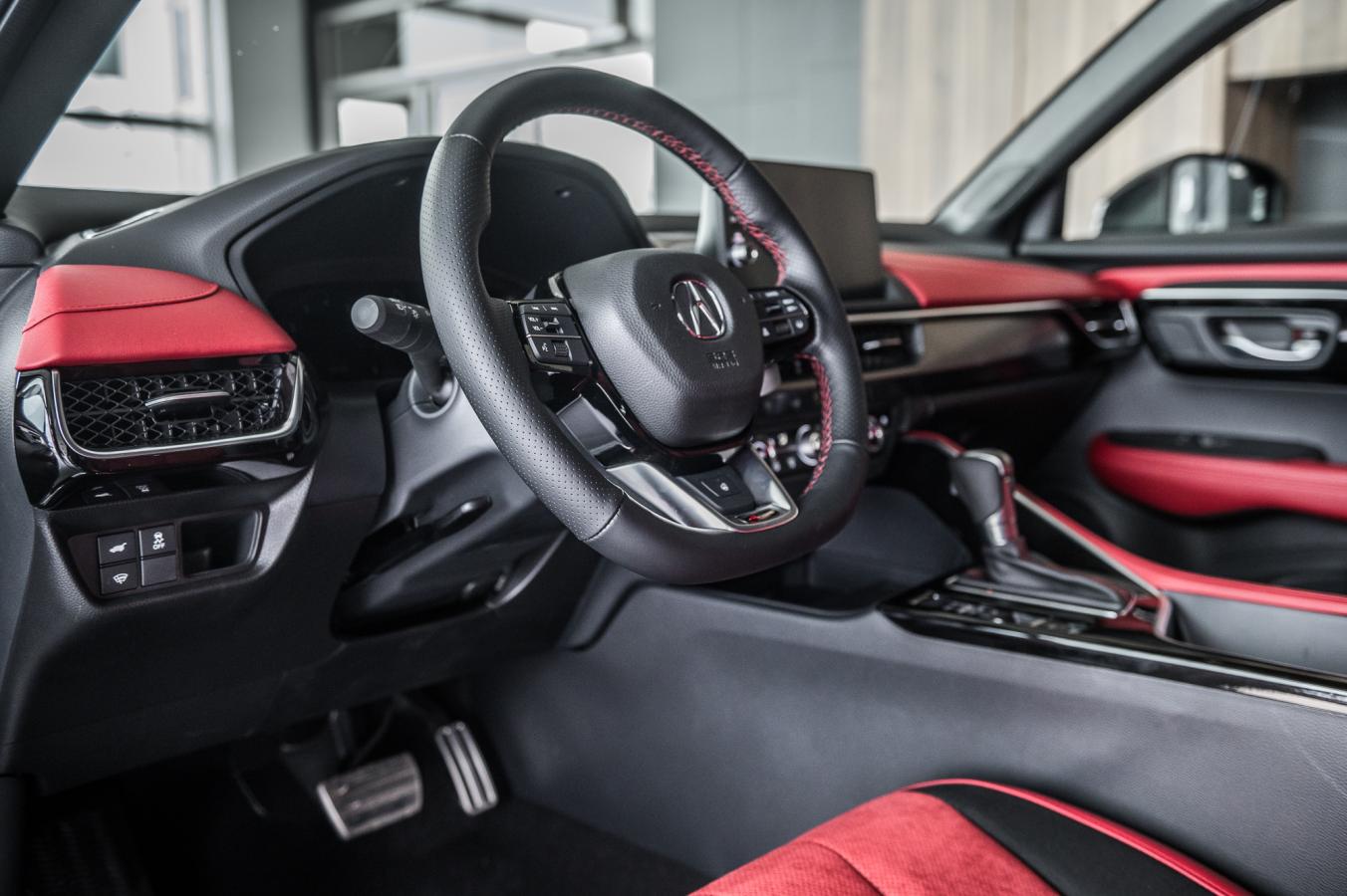 2025 Acura ADX - Image 16