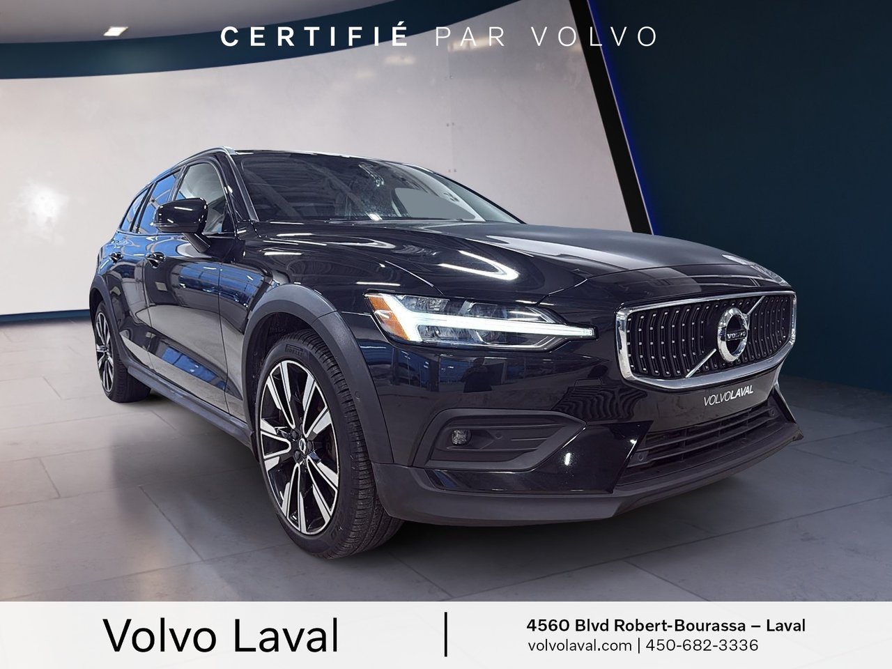 2021 Volvo V60 Cross Country - Image 3