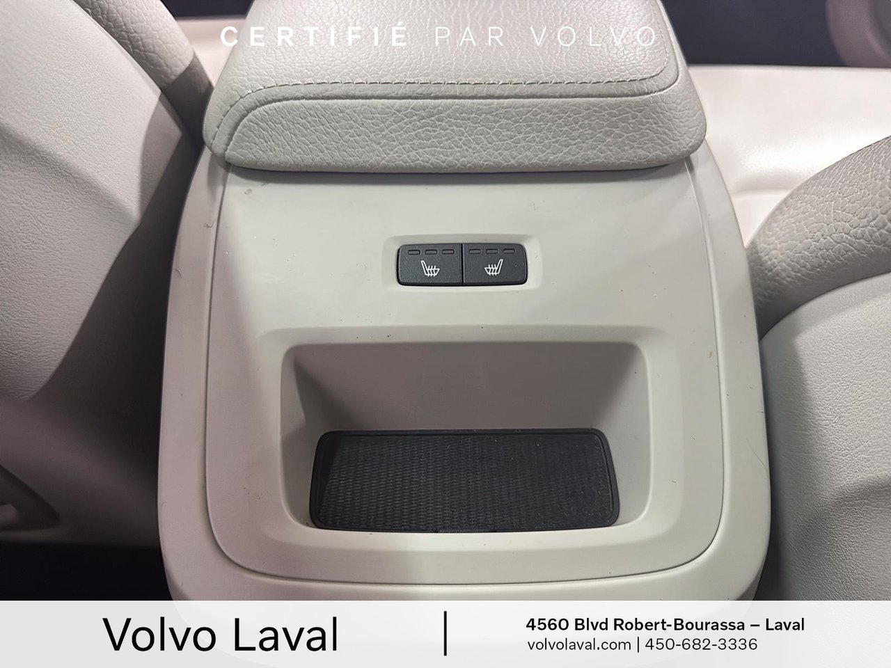 2021 Volvo V60 Cross Country - Image 11