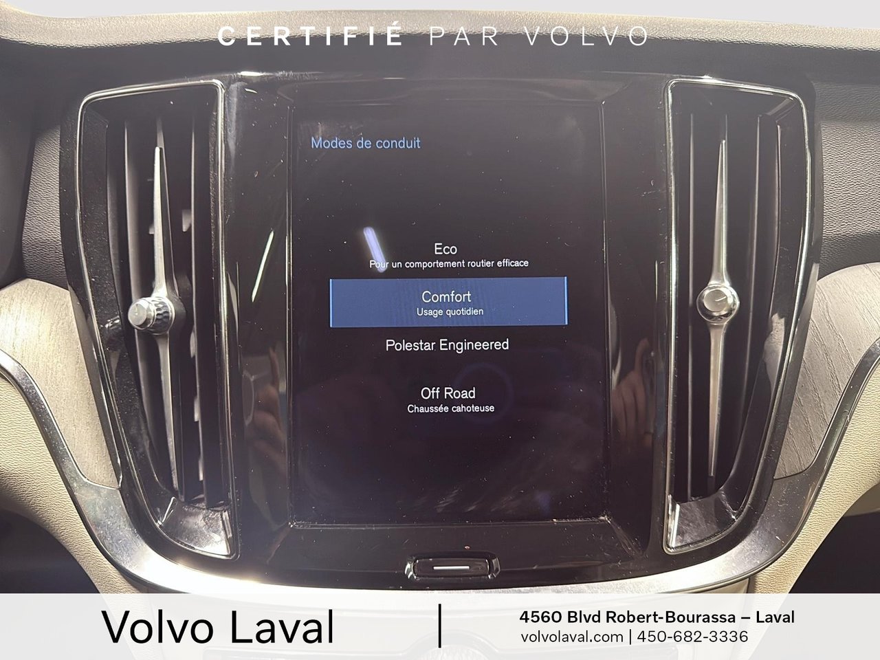 2021 Volvo V60 Cross Country - Image 14