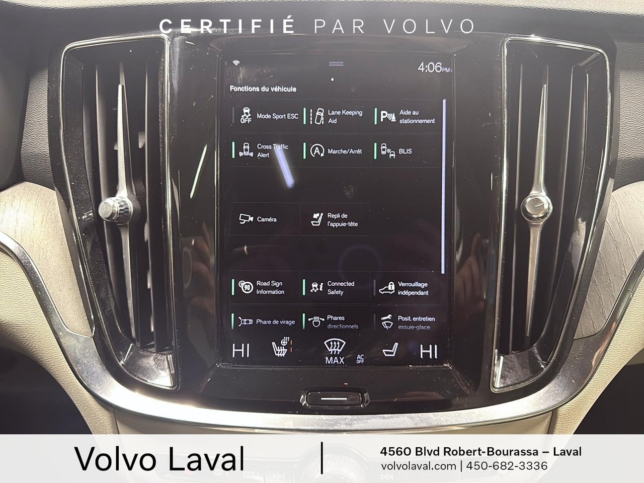 2021 Volvo V60 Cross Country - Image 17