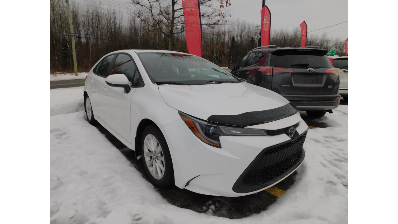 2021 Toyota Corolla - Image 2