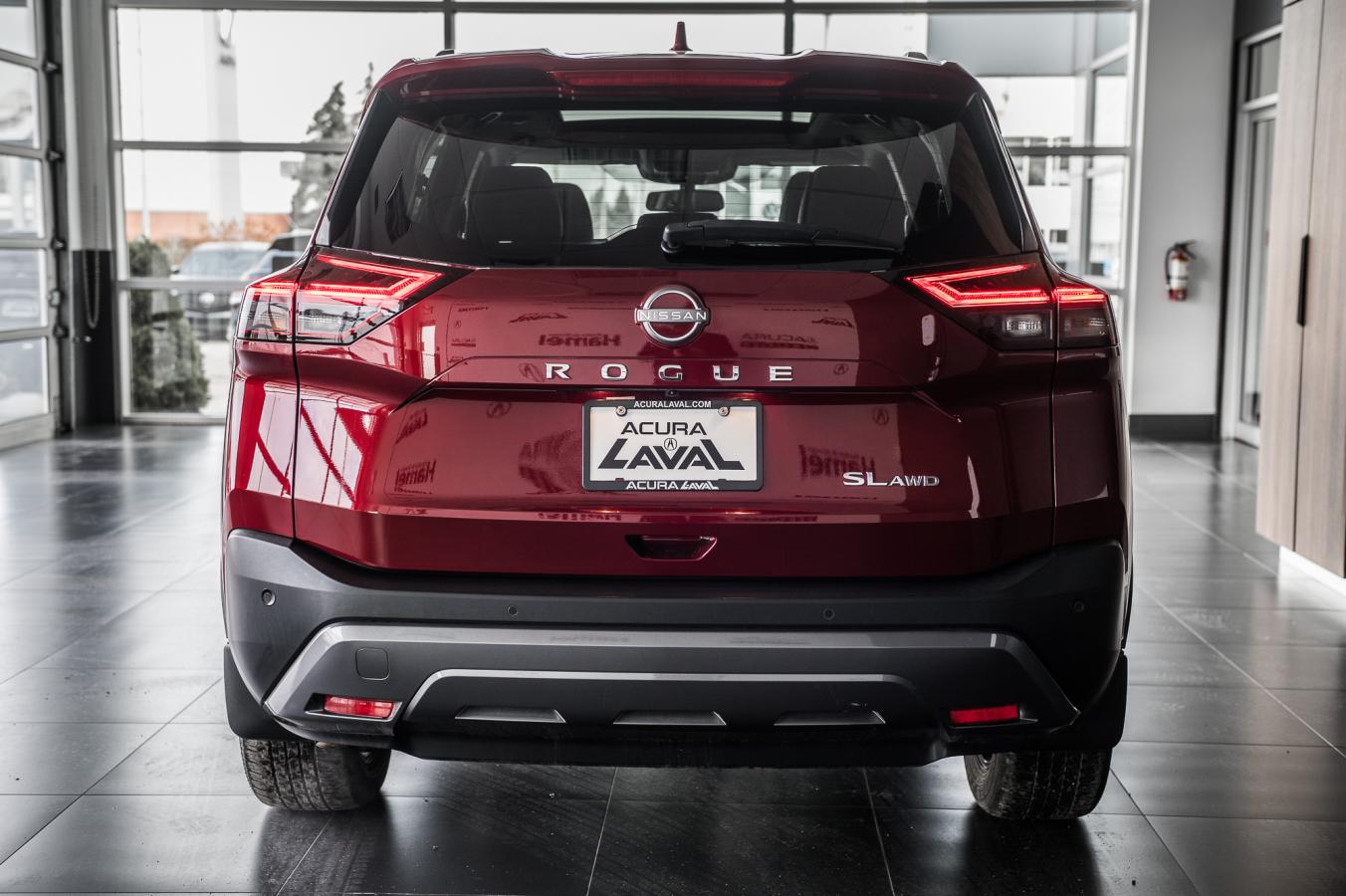 2022 Nissan Rogue - Image 8