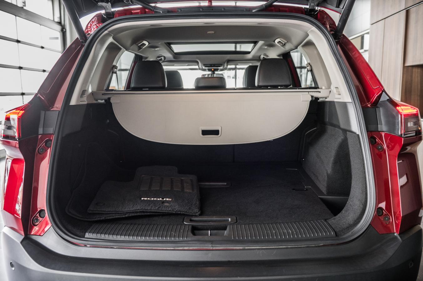 2022 Nissan Rogue - Image 10