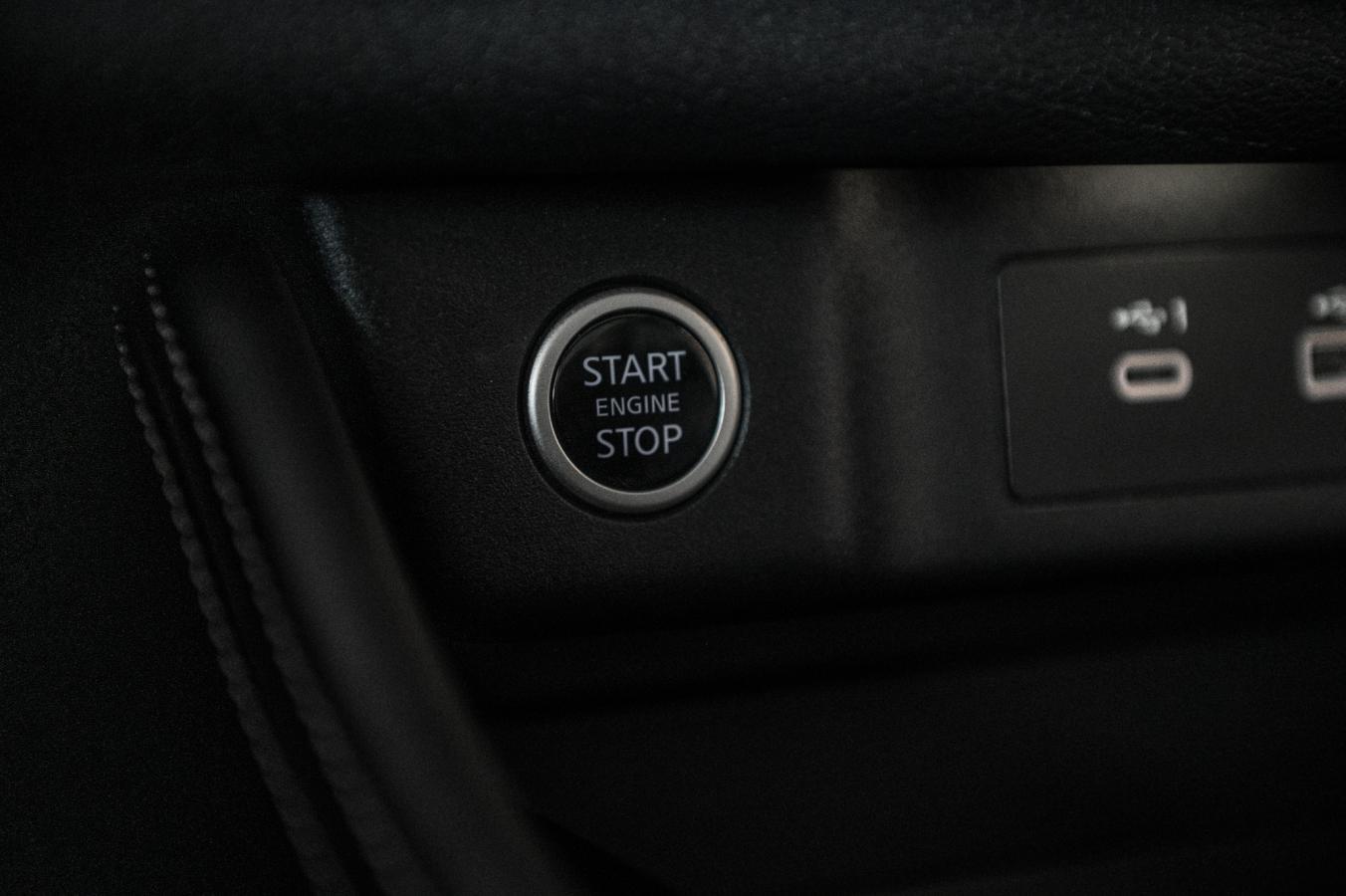 2022 Nissan Rogue - Image 25