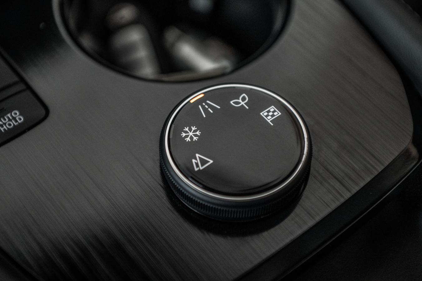 2022 Nissan Rogue - Image 27