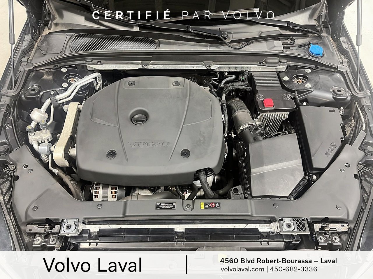 2021 Volvo V60 - Image 8