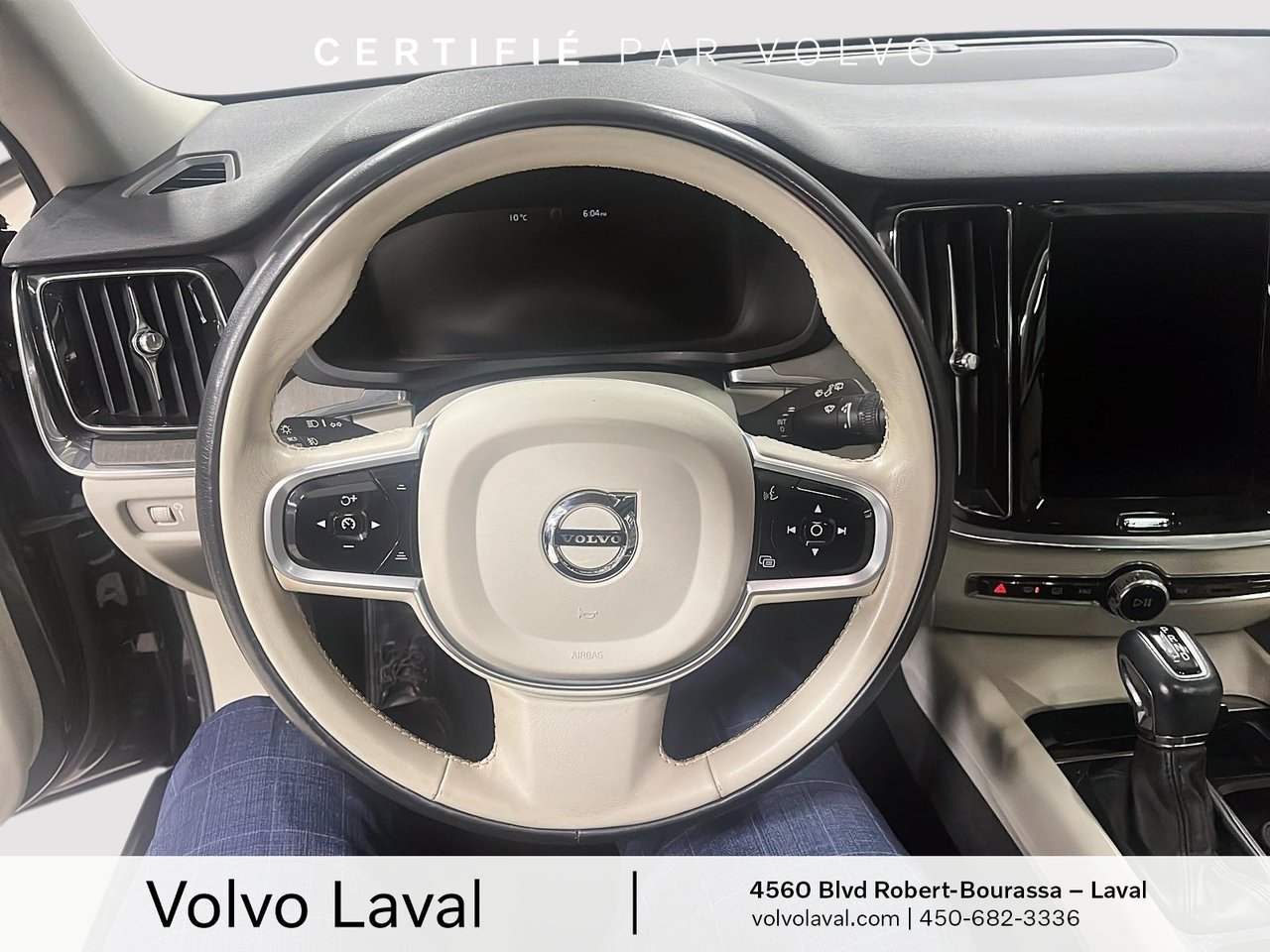 2021 Volvo V60 - Image 12