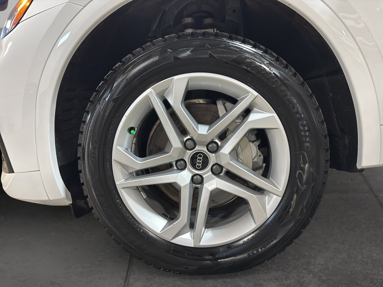 2023 Audi Q5 - Image 11