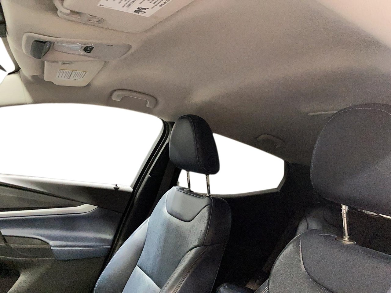 2023 Chevrolet Bolt EUV - Image 10