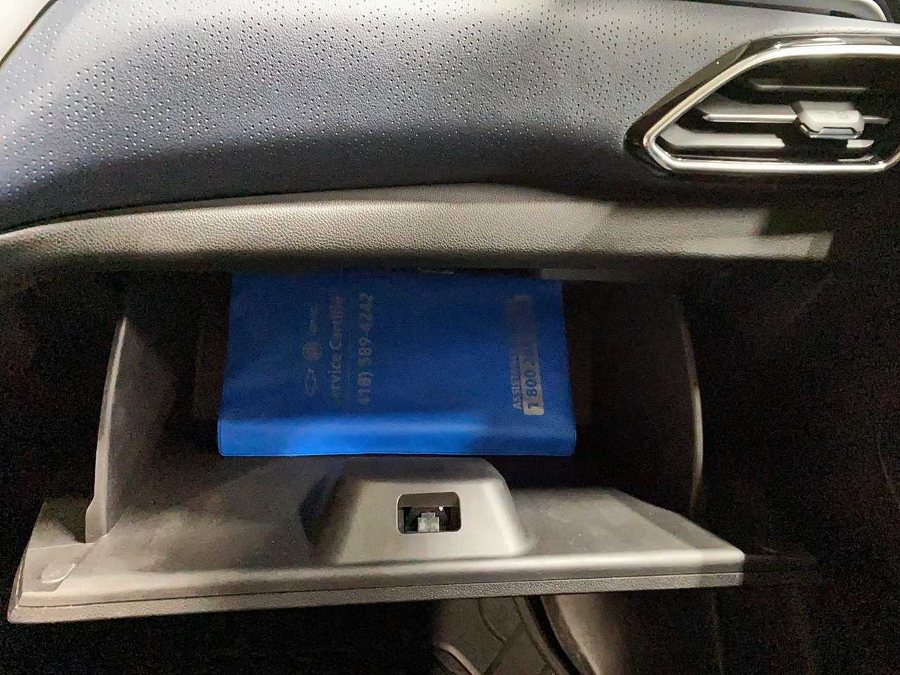 2023 Chevrolet Bolt EUV - Image 13