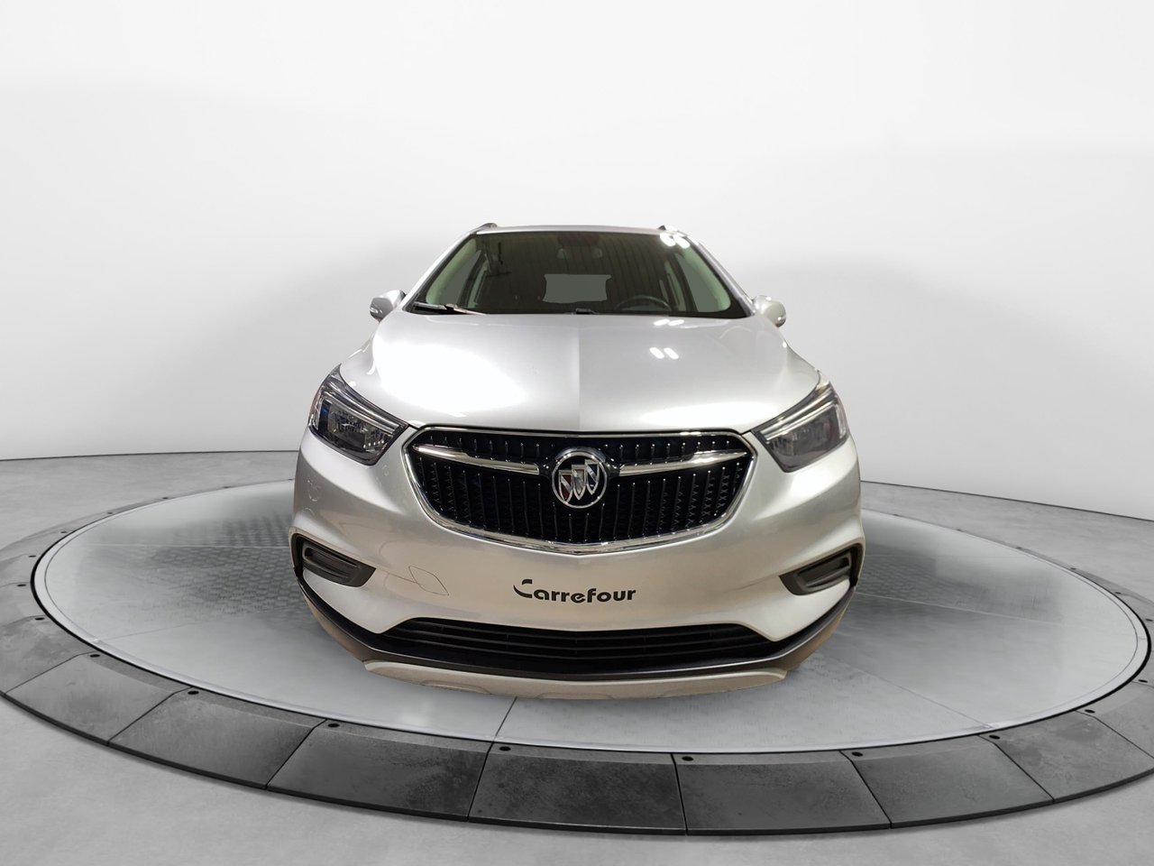 2019 Buick Encore - Image 2
