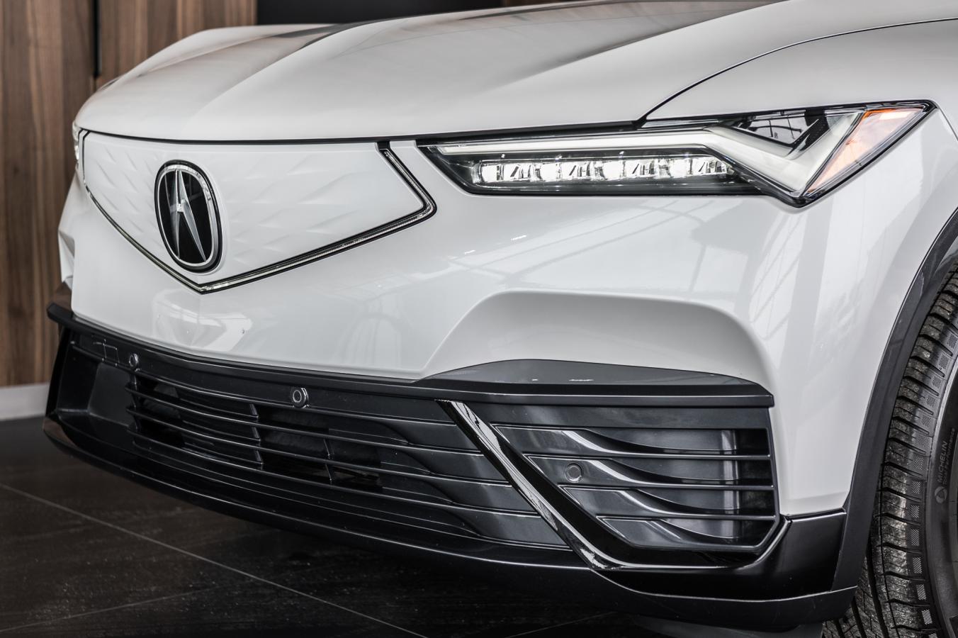 2024 Acura ZDX - Image 4