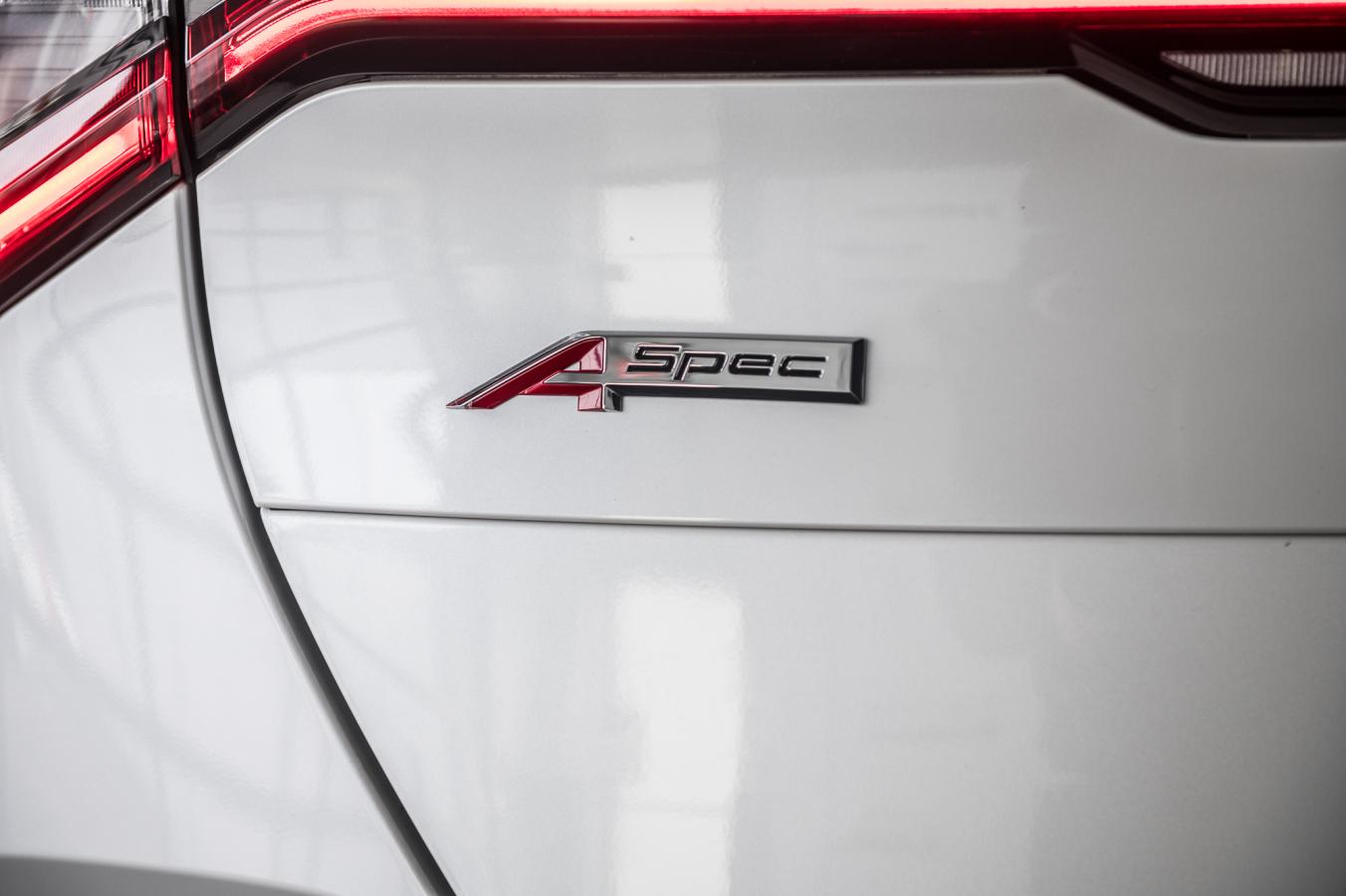 2024 Acura ZDX - Image 9