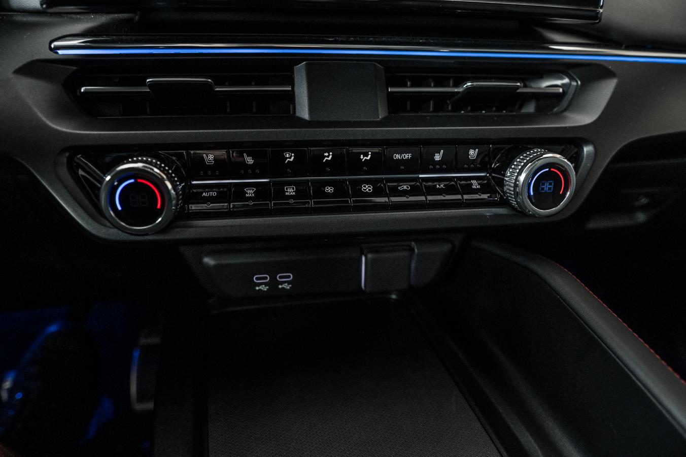 2024 Acura ZDX - Image 23