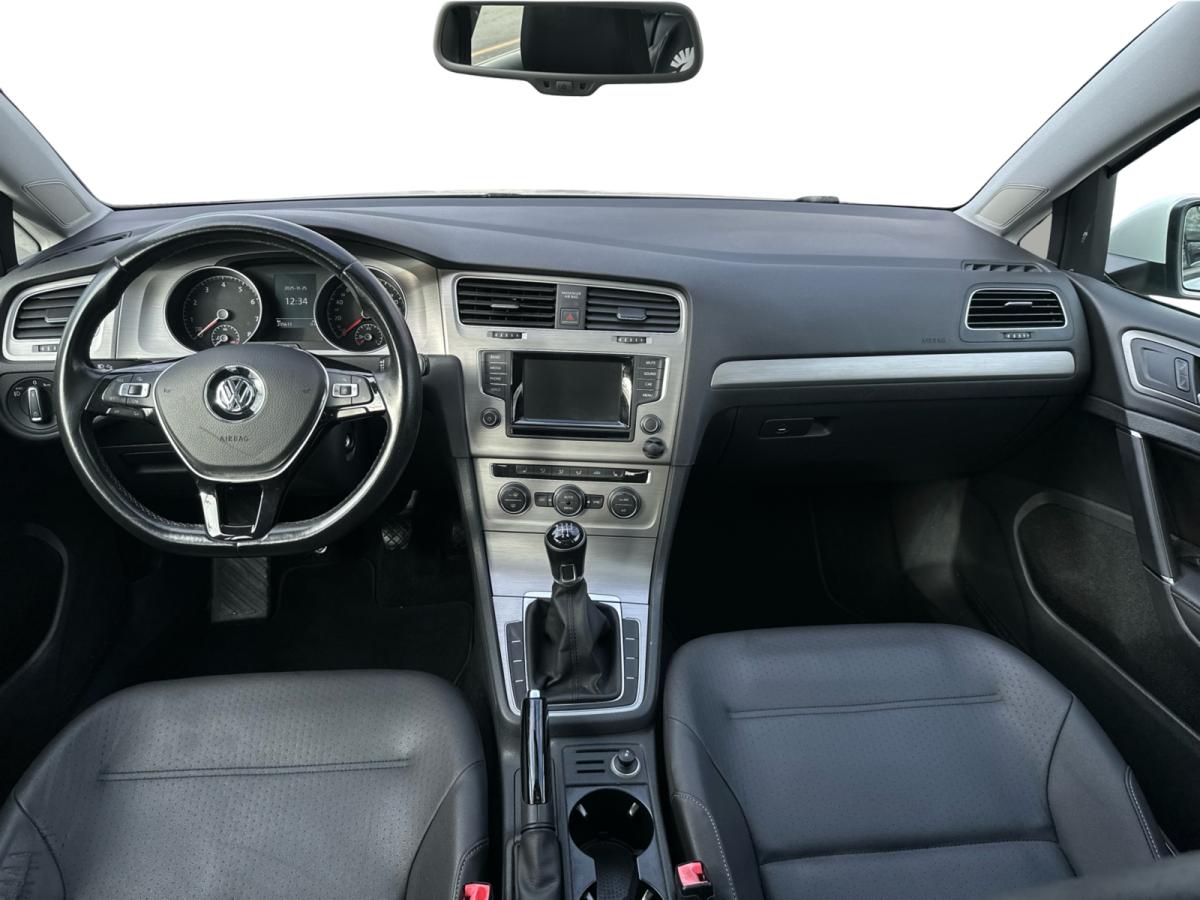 2015 Volkswagen Golf - Image 9